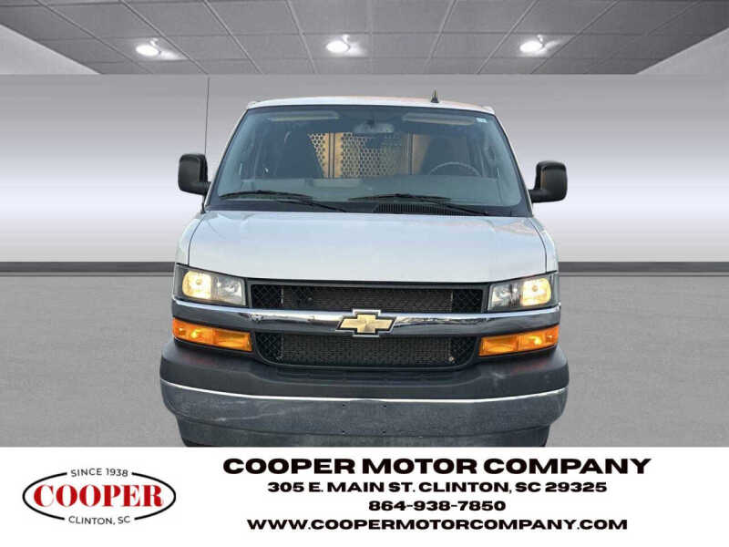2023 Chevrolet Express 2500