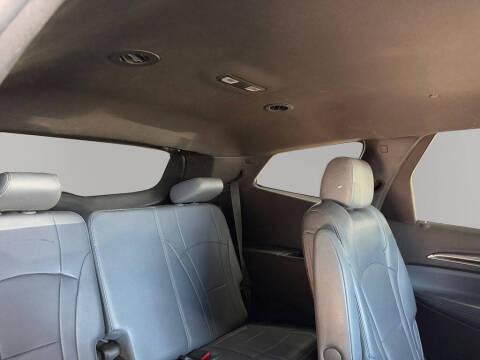 2022 Buick Enclave Essence
