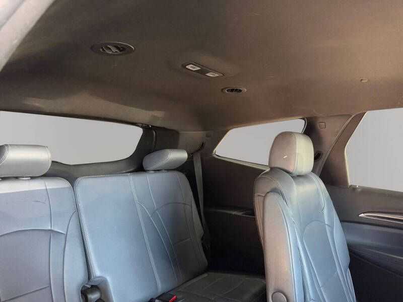 2022 Buick Enclave Essence