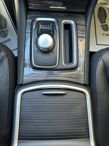 2019 Chrysler 300 Touring