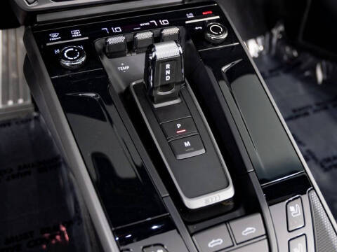 2025 Porsche 911 Carrera