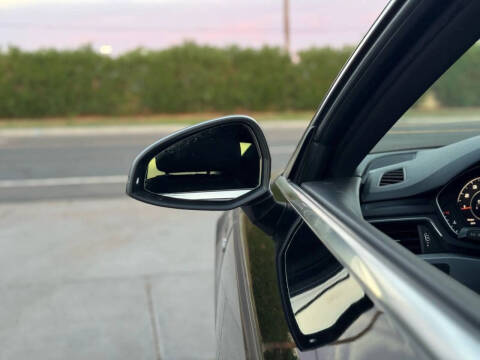 2017 Audi A4 2.0T quattro Premium Plus