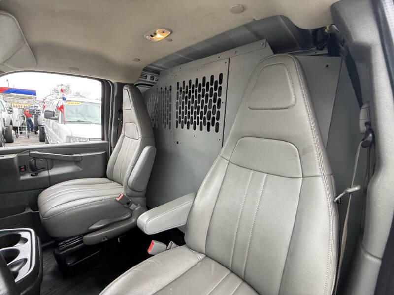 2021 Chevrolet Express 2500