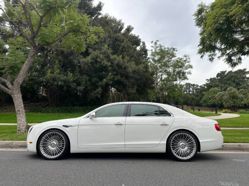 2018 Bentley Flying Spur V8