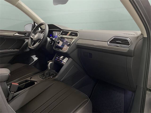 2022 Volkswagen Tiguan SE