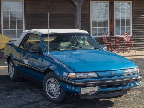 1991 Pontiac Sunbird for sale at Gary Miller's Classic Auto in El Paso IL