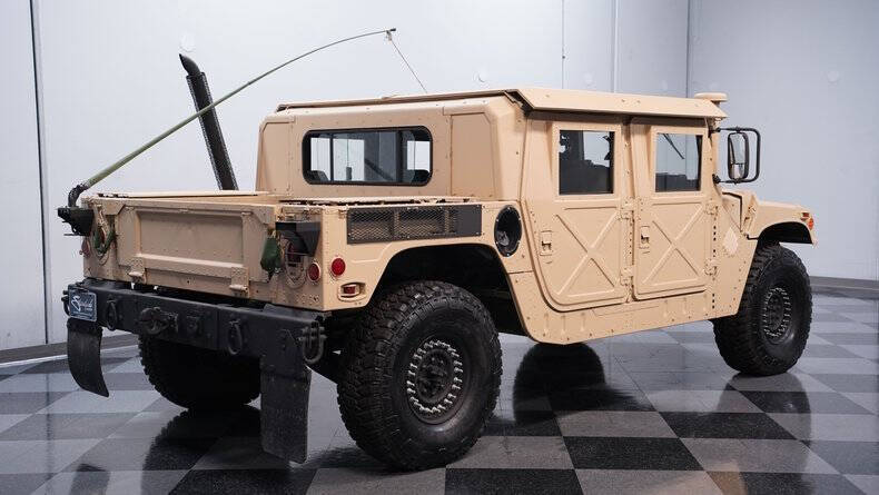 2007 AM General M1165A1