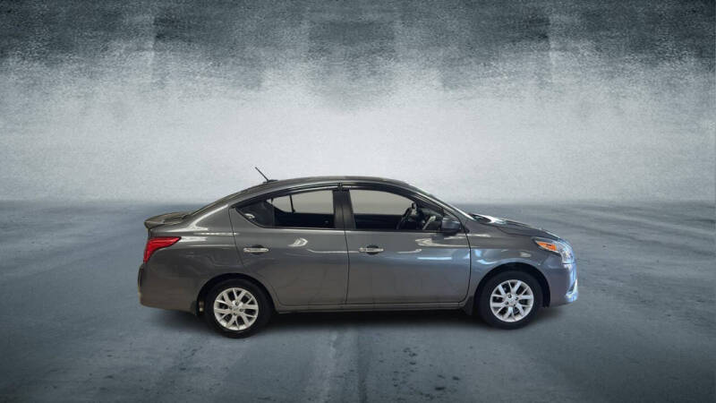 2019 Nissan Versa