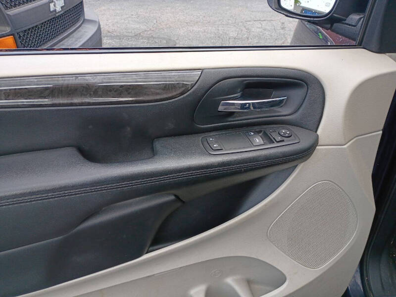 2015 Dodge Grand Caravan SE