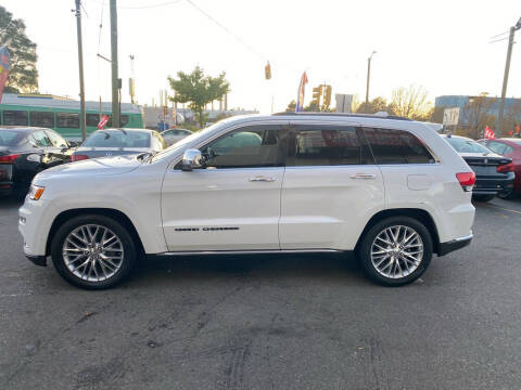 2017 Jeep Grand Cherokee Summit