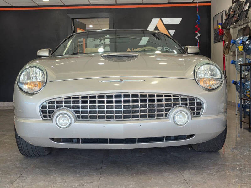 2004 Ford Thunderbird Deluxe