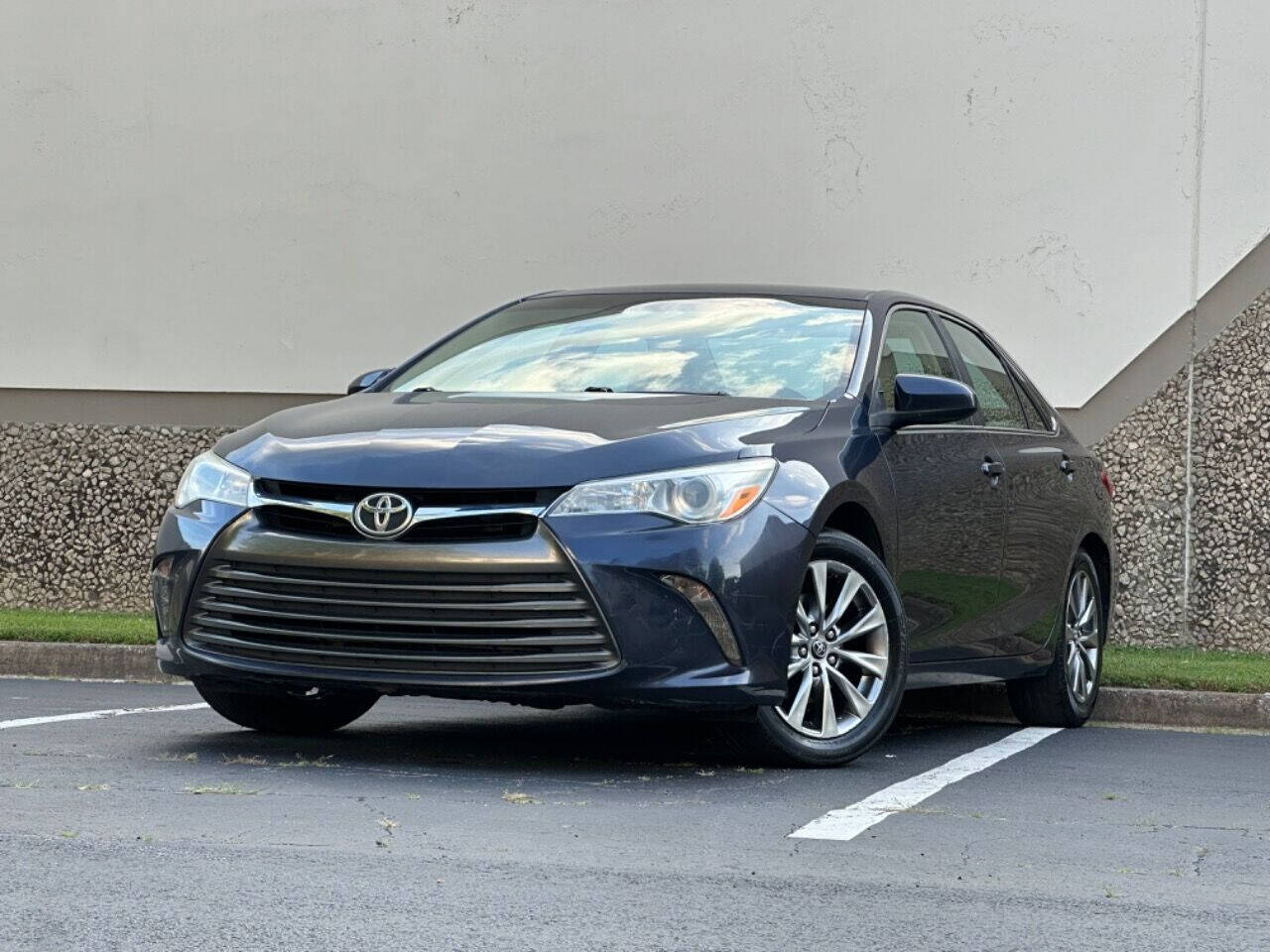 2016 Toyota Camry for sale at Prompt Luxury Cars LLC in Austell, GA