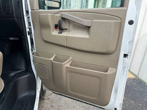 2017 Chevrolet Express 2500