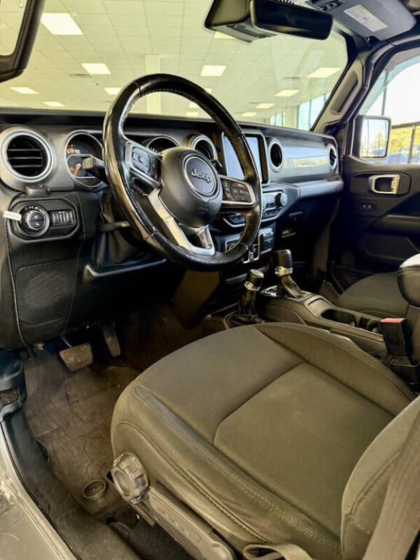 2020 Jeep Gladiator Overland