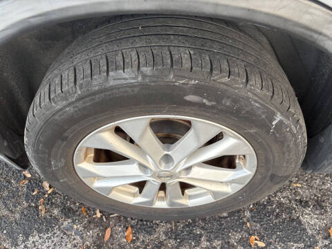 2015 Nissan Rogue SV