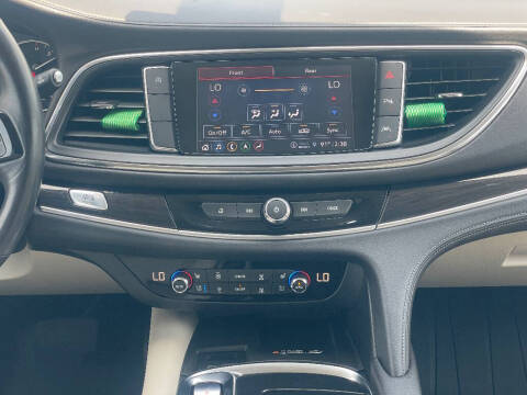 2023 Buick Enclave Premium
