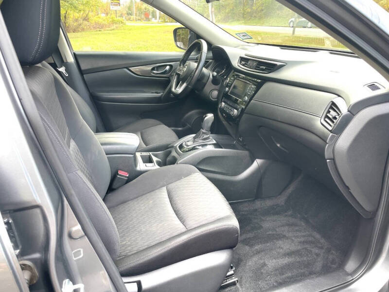 2019 Nissan Rogue SV