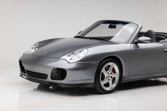 2004 Porsche 911 Carrera