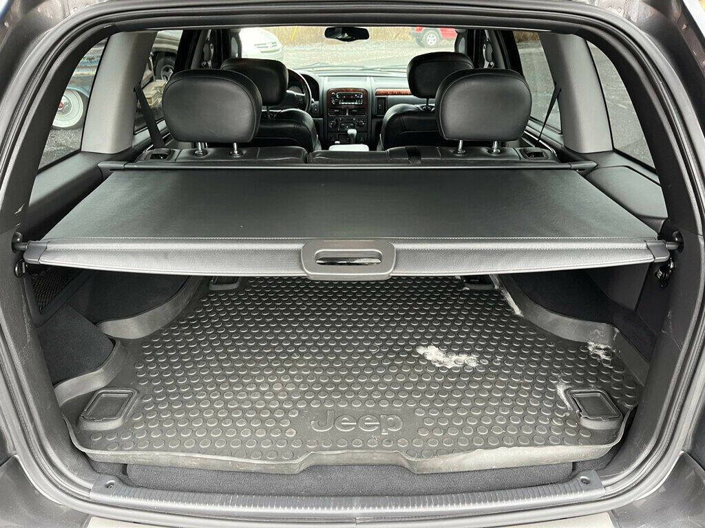 2004 Jeep Grand Cherokee 66