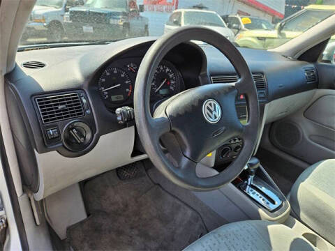 2005 Volkswagen Golf GL