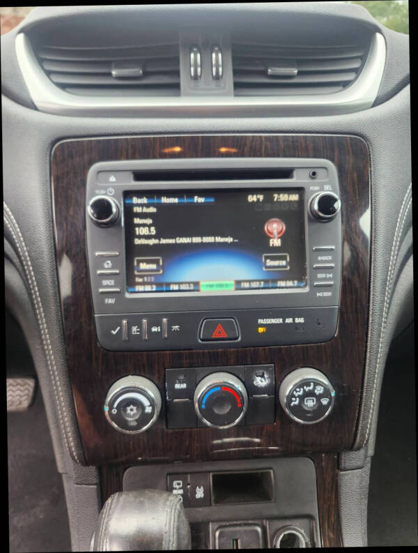 2017 Chevrolet Traverse LT