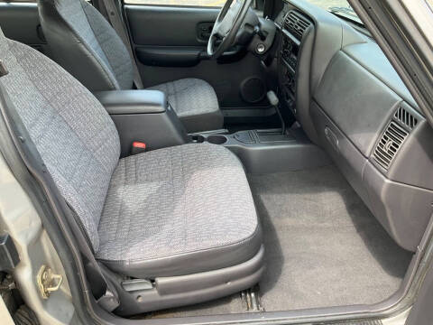 2000 Jeep Cherokee Sport