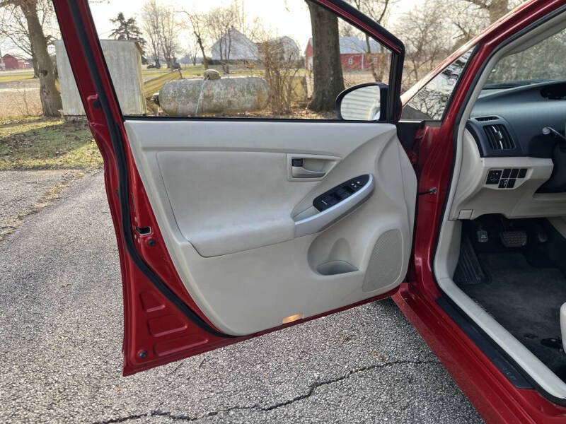 2012 Toyota Prius Two