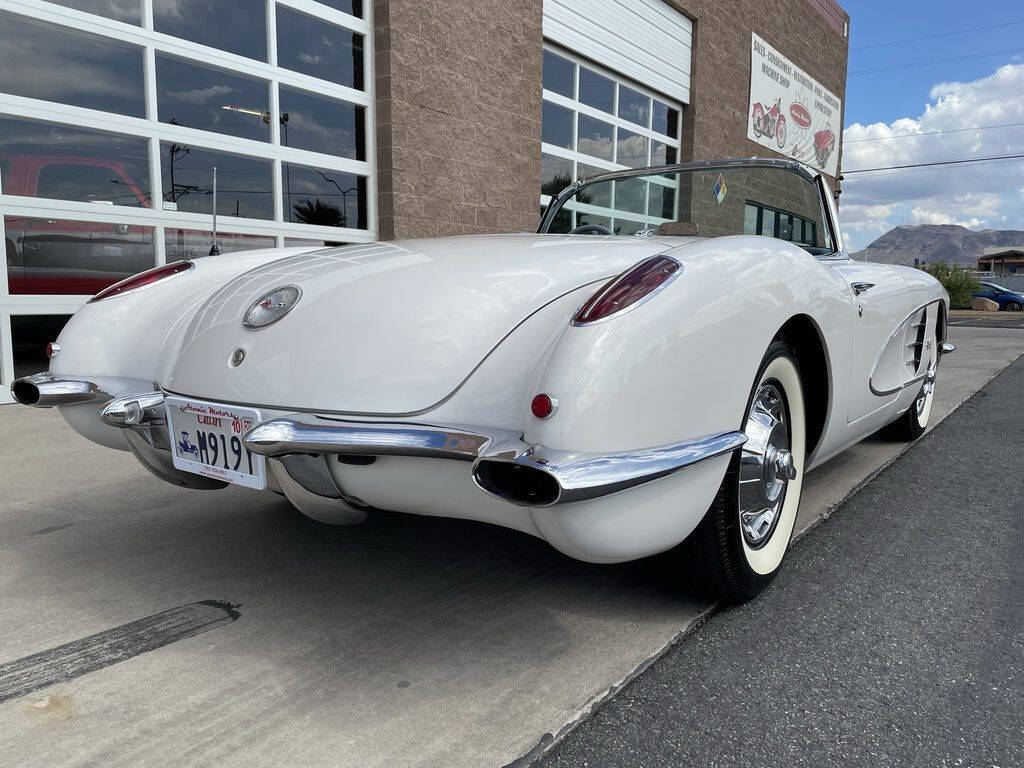 1959 Chevrolet Corvette 29