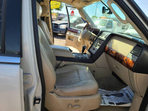 2006 Lincoln Navigator Luxury