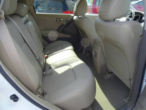 2010 Nissan Murano LE