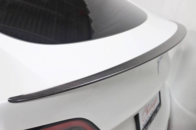 2025 Tesla Model Y Performance