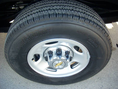 2024 Chevrolet Express LT 3500