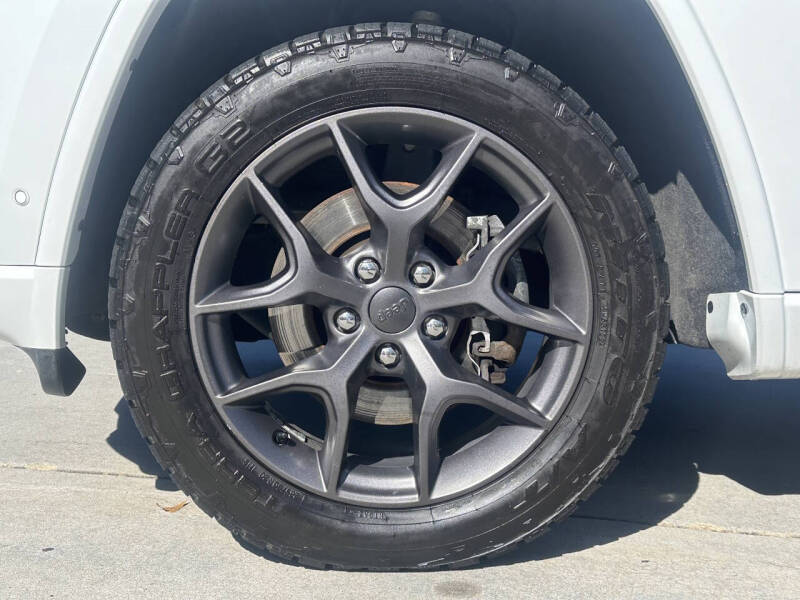 2021 Jeep Grand Cherokee 80th Anniversary Edition