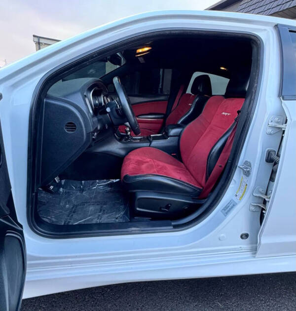 2016 Dodge Charger SRT Hellcat