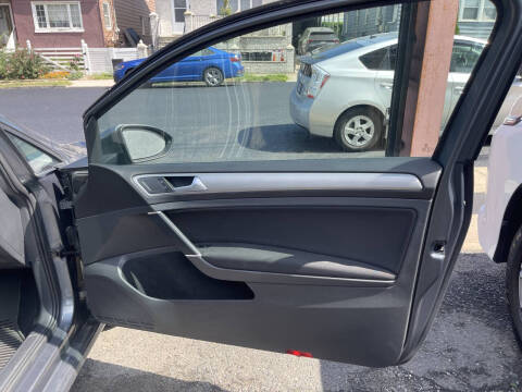 2015 Volkswagen Golf TSI S