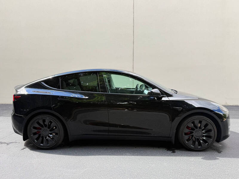 2023 Tesla Model Y Performance