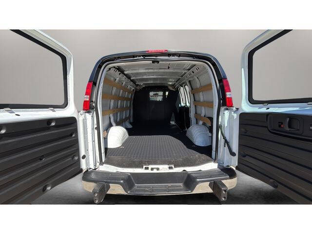2024 GMC Savana 2500