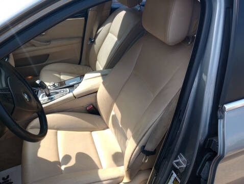 2013 BMW 5 Series 528i