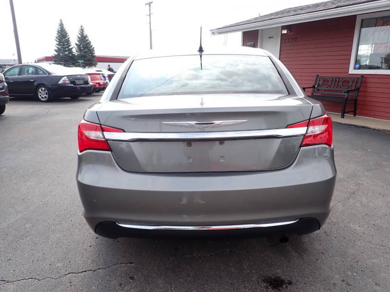 2012 Chrysler 200 Touring