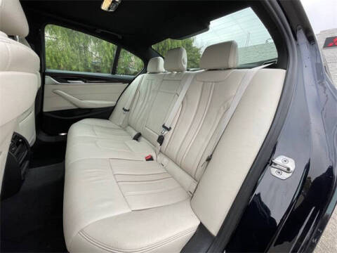 2022 BMW 5 Series 530e