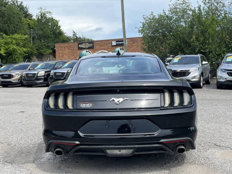 2020 Ford Mustang EcoBoost