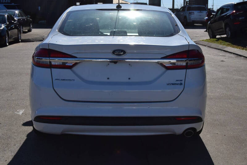 2018 Ford Fusion Hybrid SE