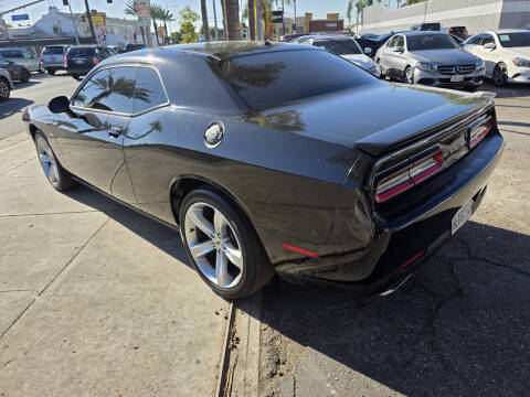 2017 Dodge Challenger