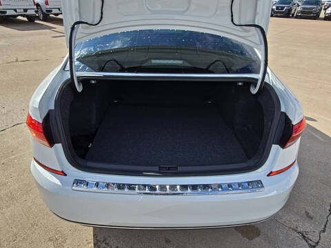 2022 Volkswagen Passat SE