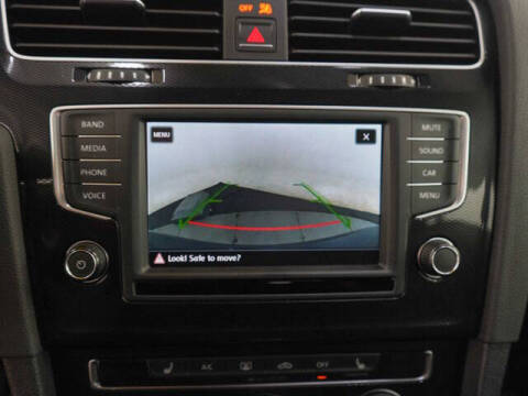 2017 Volkswagen Golf GTI S