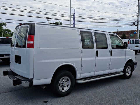 2024 Chevrolet Express 2500