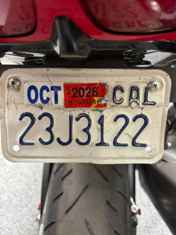 2016 Suzuki GSX-R1000