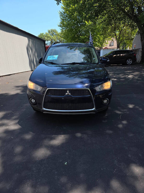 2010 Mitsubishi Outlander SE