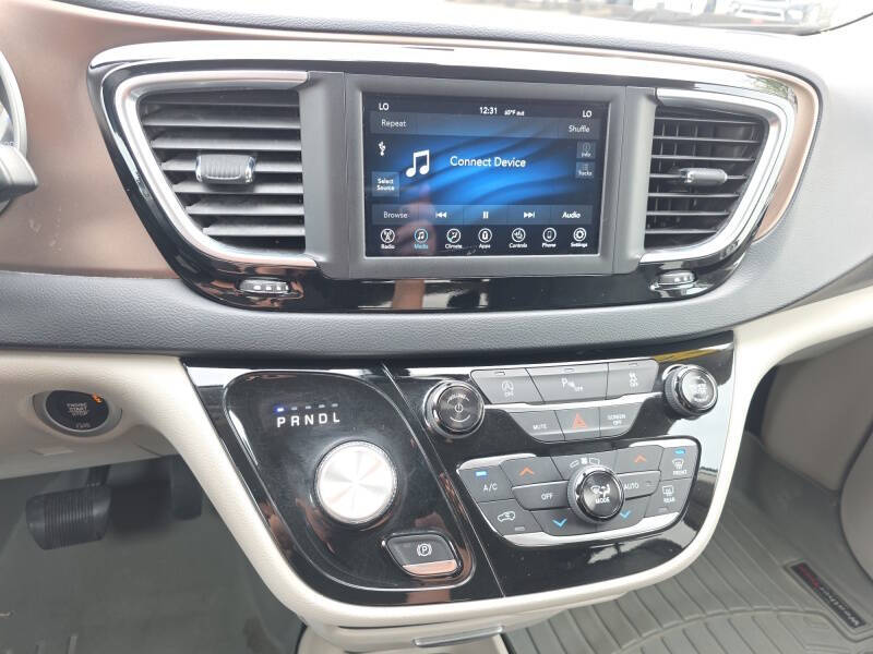 2018 Chrysler Pacifica Touring L