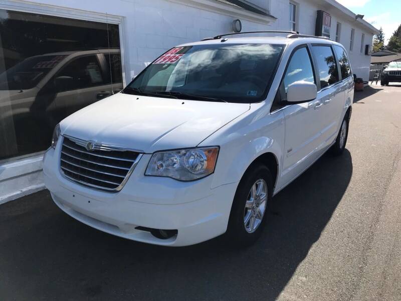 2008 Chrysler Town and Country for sale at Chilson-Wilcox Inc Lawrenceville in Lawrenceville PA